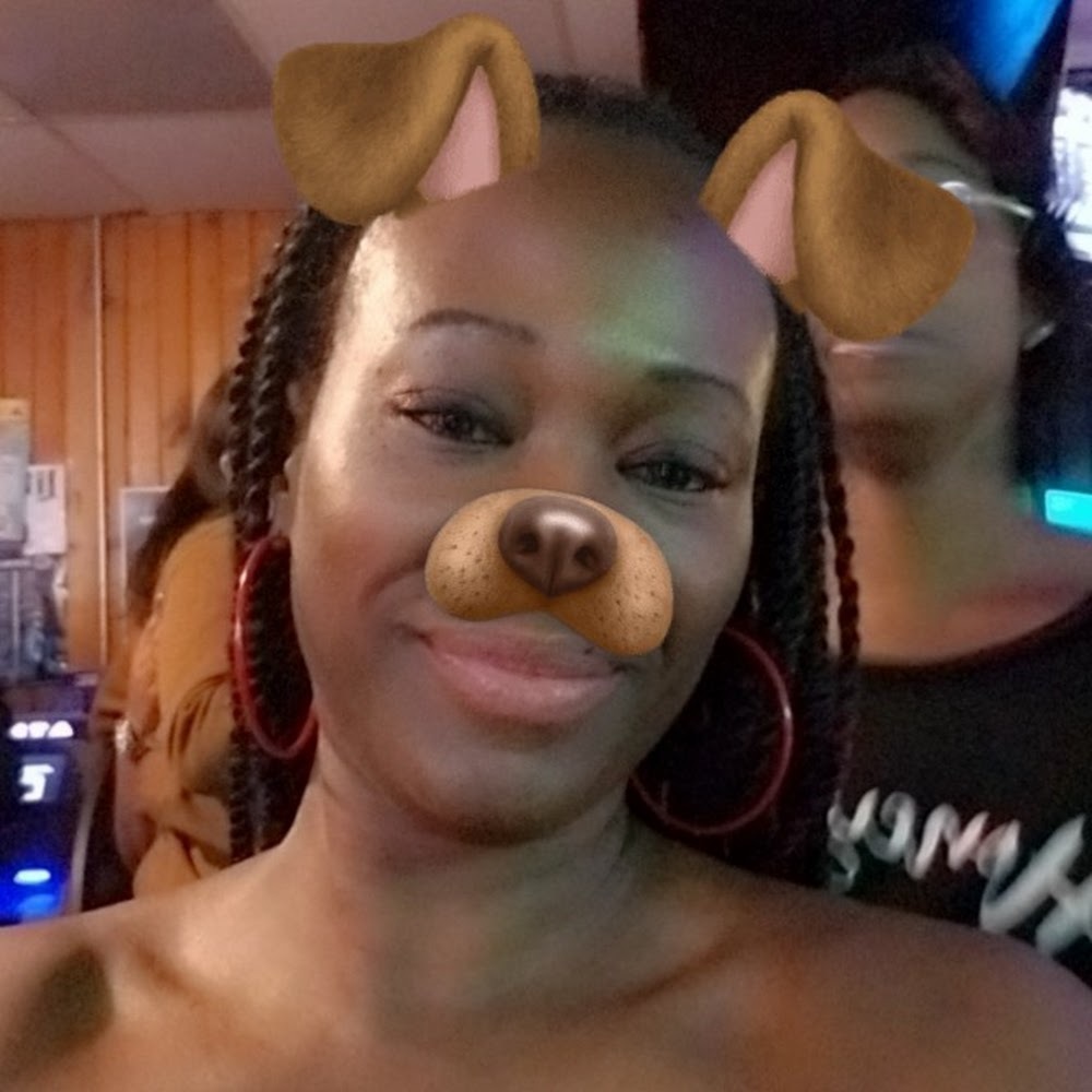 Meet your Posher, Lashay
